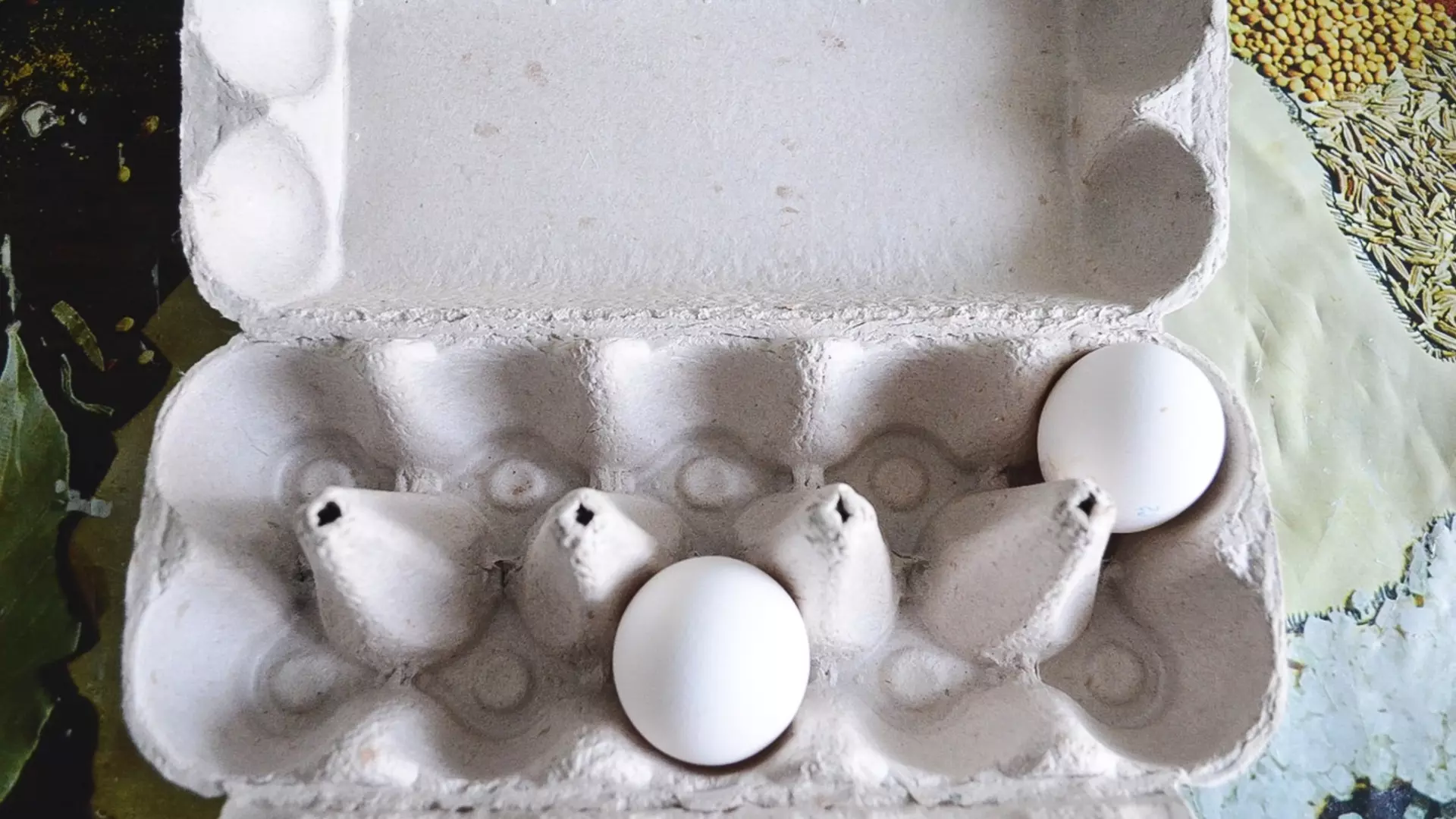 Свердловская область обеспечена куриными яйцами с избытком
