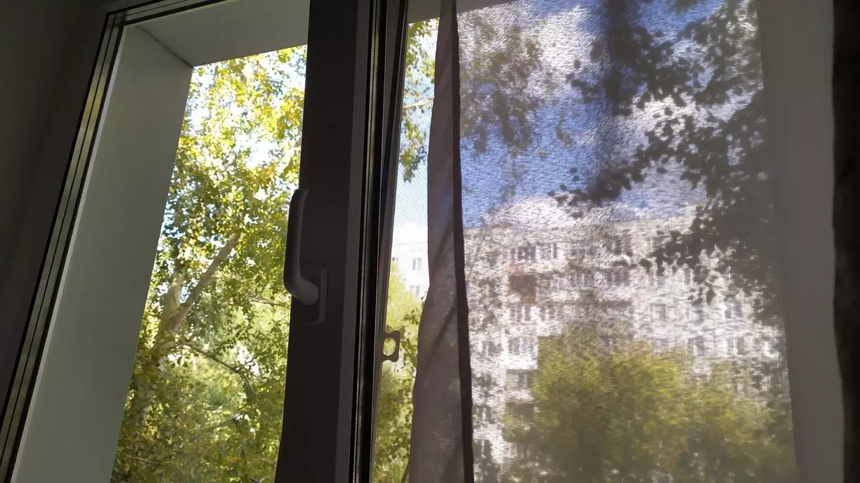 Годовалая девочка выпала из окна в Полевском