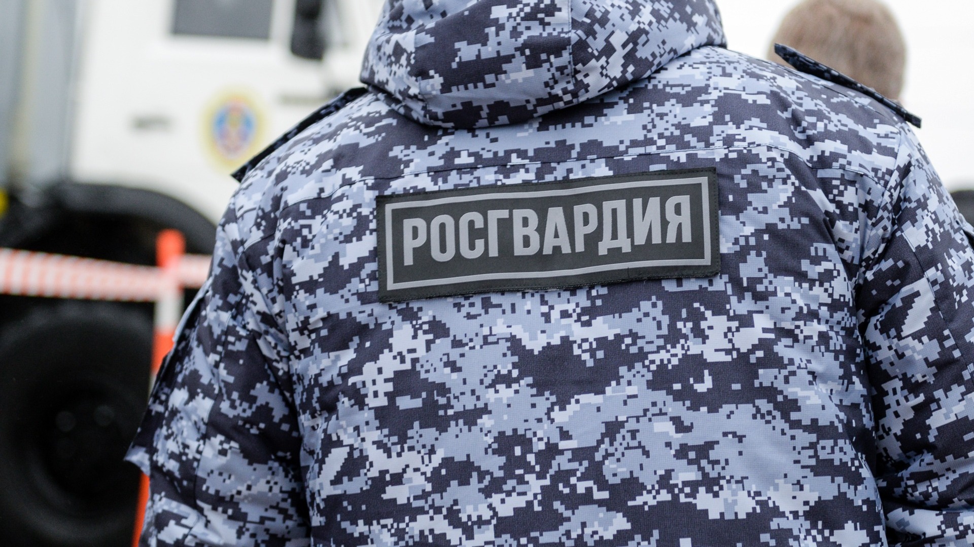 Силовики нагрянули на точки общепита в Екатеринбурге