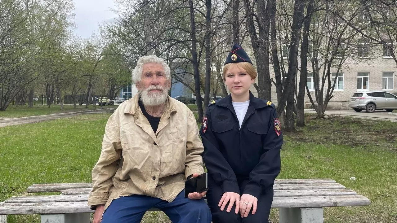 В Каменске-Уральском 75-летний пенсионер чуть не отрезал себе ногу болгаркой