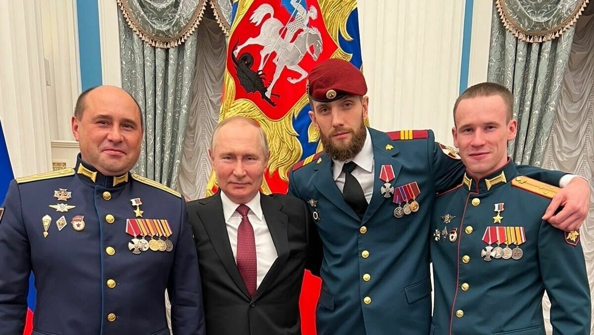 Владимир Путин наградил сержанта из Нижнего Тагила орденом Мужества