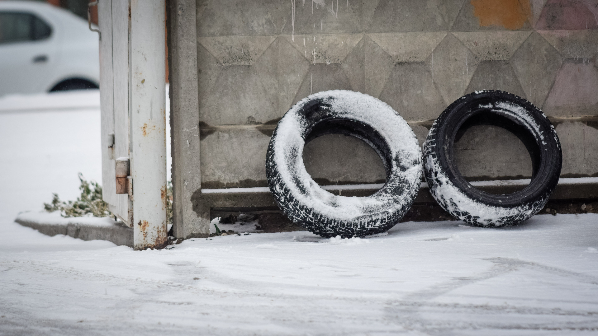 ГИБДД предупреждает: на Свердловскую область надвигается мокрый снег и гололед