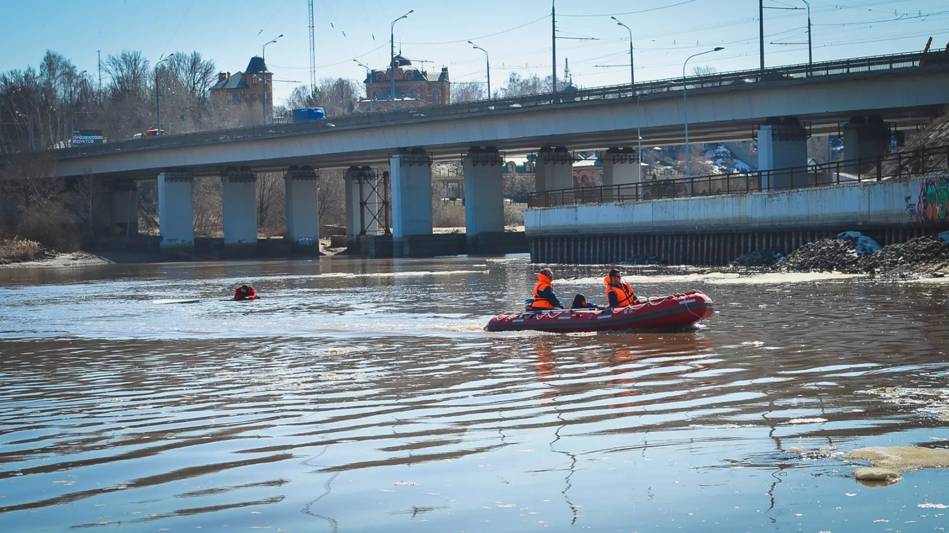 В мэрии Екатеринбурга заявили, что наводнение из-за паводка городу не грозит