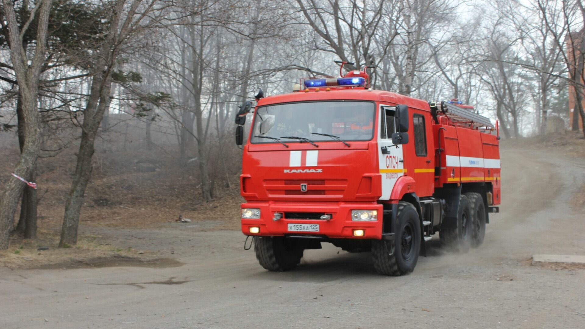 В двух частных жилых домах в Екатеринбурге произошел пожар