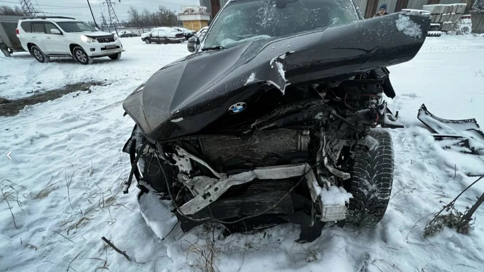 Вещдок разбитый BMW после смертельного ДТП продают на Avito в Нижнем Тагиле