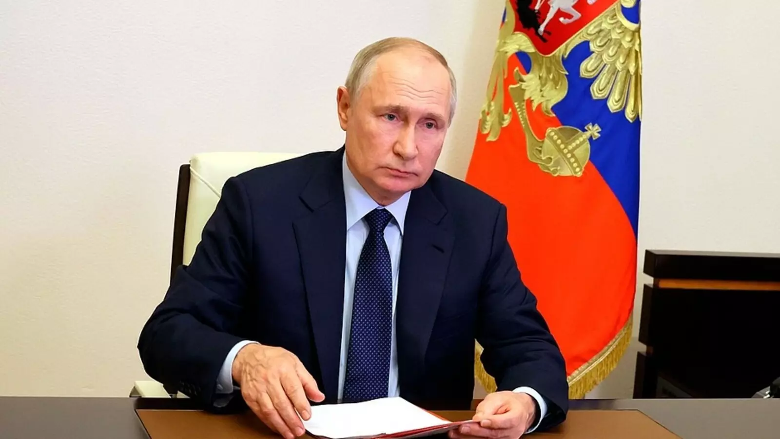 Путин одобрил идею свердловского губернатора о финансировании спорта с акцизов