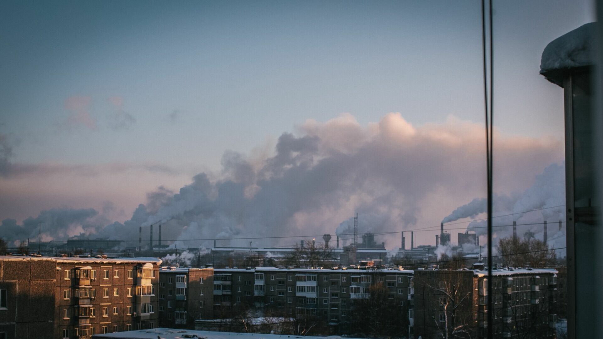 Предупреждение о смоге продлено в Свердловской области