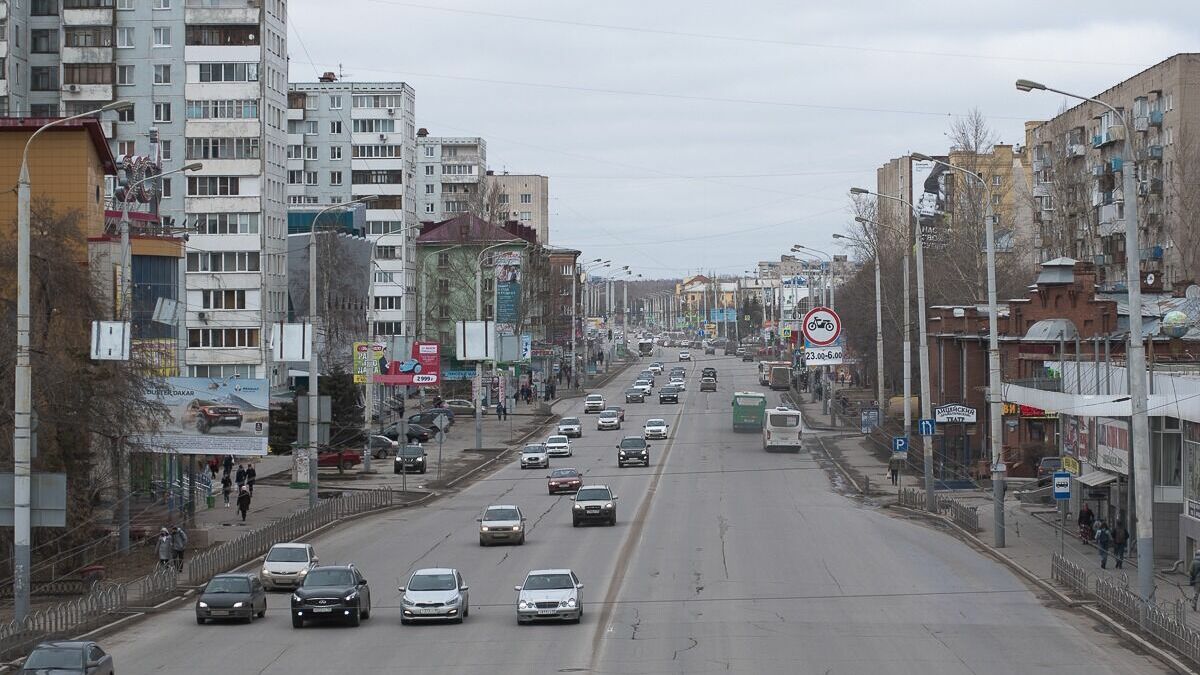 Водитель после ДТП ударил девушку в Екатеринбурге