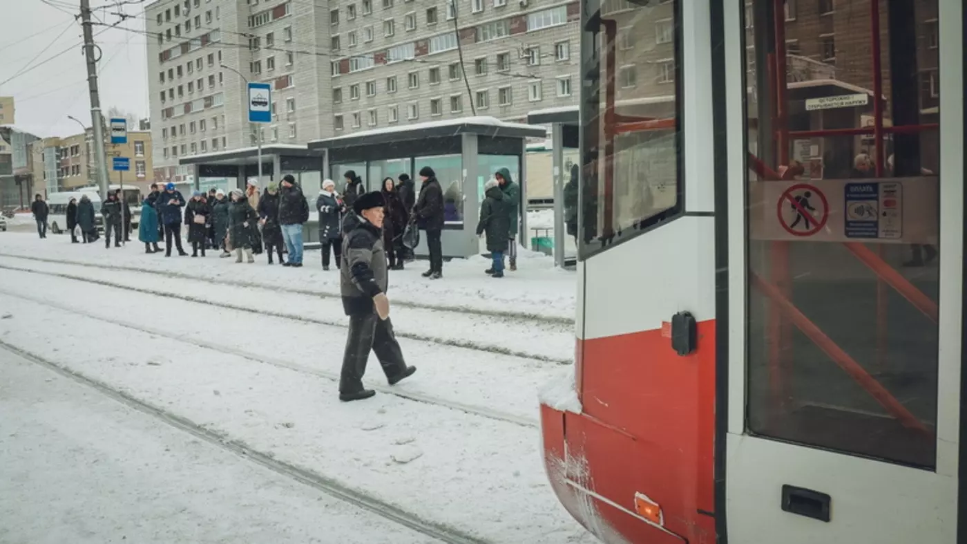 Из-за аварии трамваи В Екатеринбурге пустили по другому кольцу
