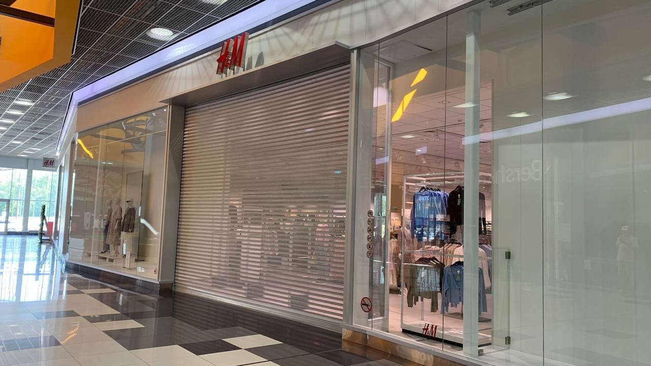 H&M не открылся в Нижнем Тагиле в день обещанной распродажи
