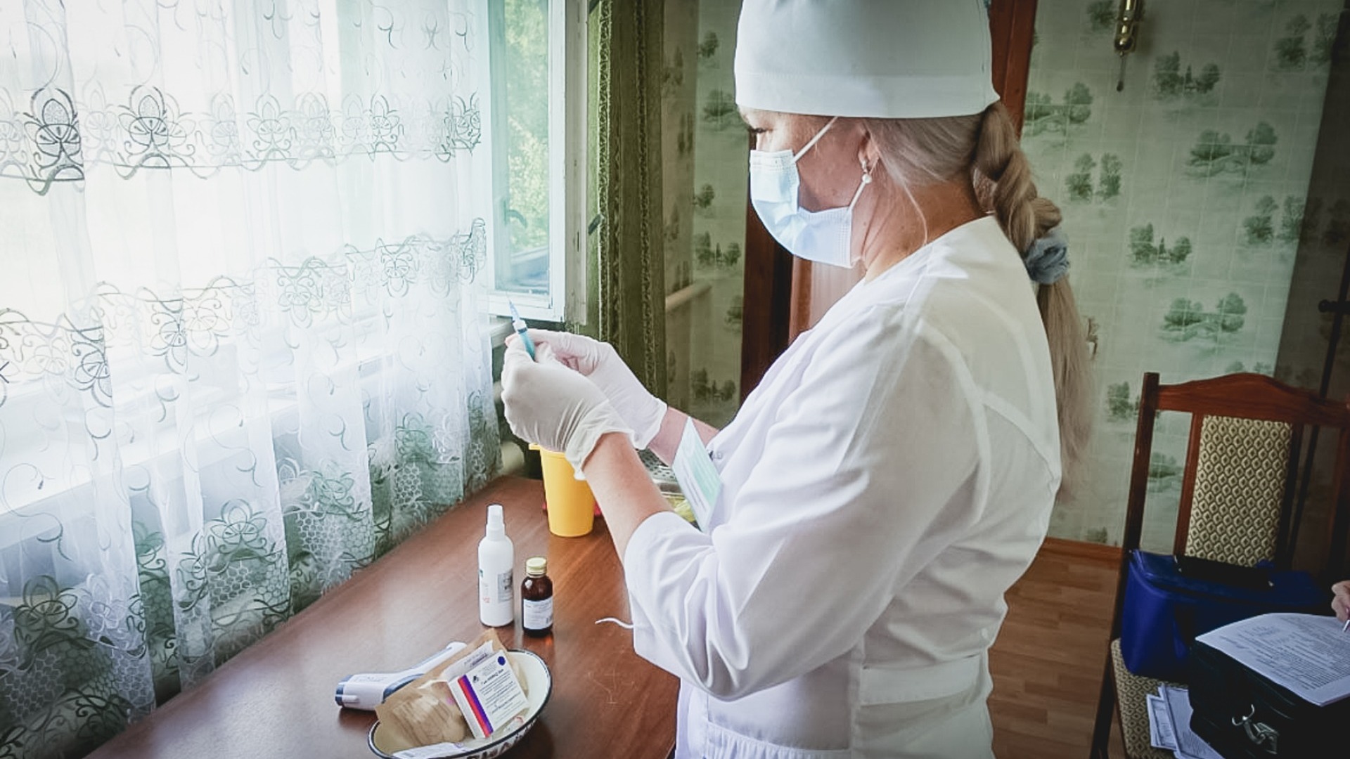 Вакцину от COVID-19 для подростков привезли в Свердловскую область