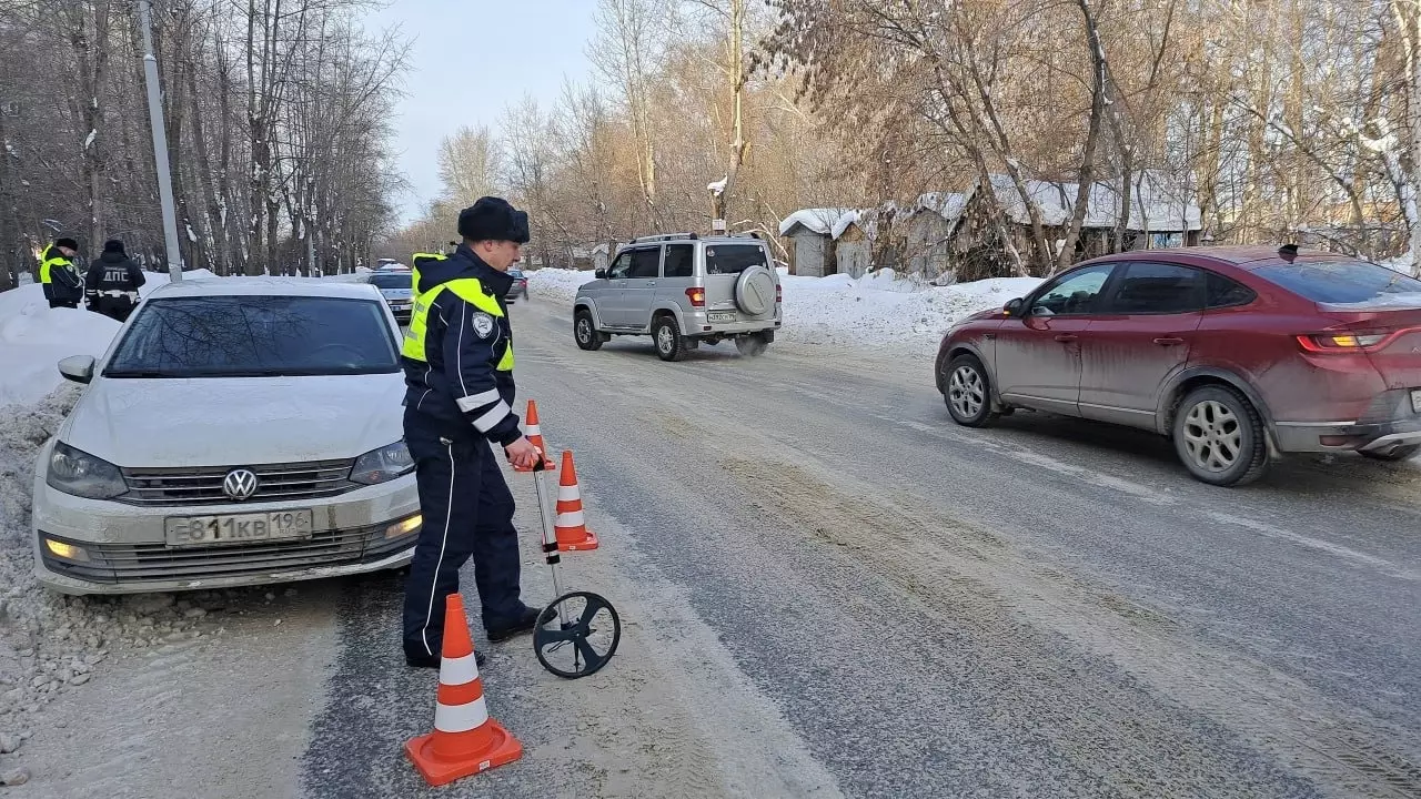 Девочка попала под колеса иномарки в Екатеринбурге