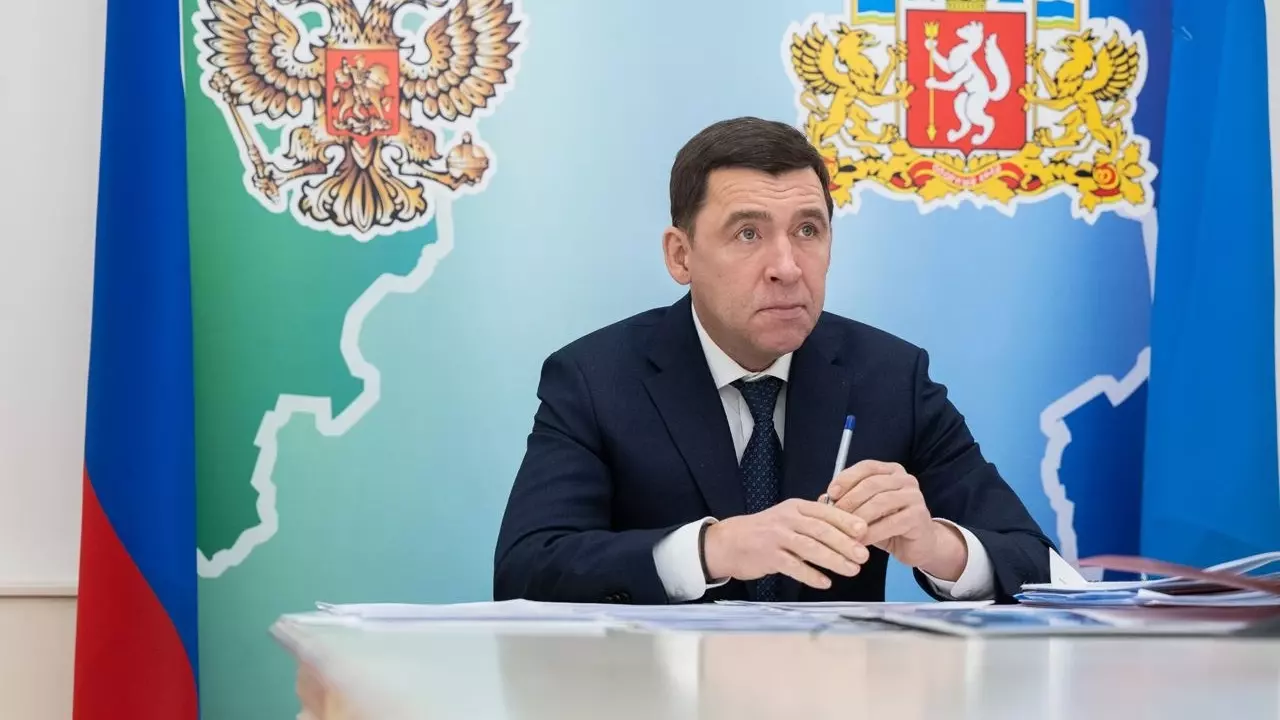 Глава Свердловской области поучаствовал в совещании по развитию ж/д транспорта
