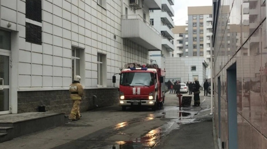 350 человек эвакуировали из отеля «Онегин» в центре Екатеринбурга из-за пожара