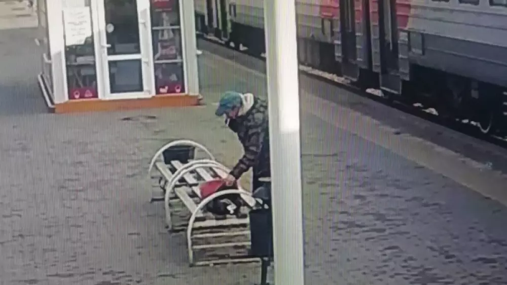 В Тагиле задержали вора, укравшего ноутбук у девушки на вокзале в Екатеринбурге