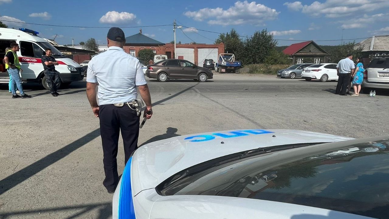 ГИБДД установила личности участников ДТП с уснувшим водителем в Первоуральске