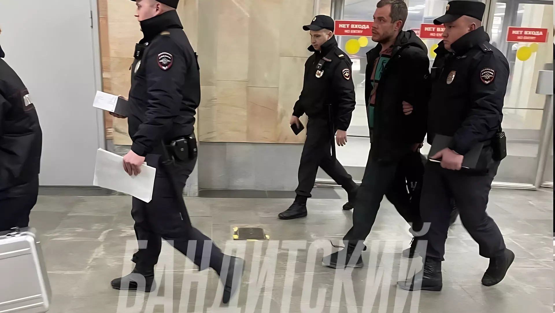 Мужчина с наркотиком задержан в метро Екатеринбурга