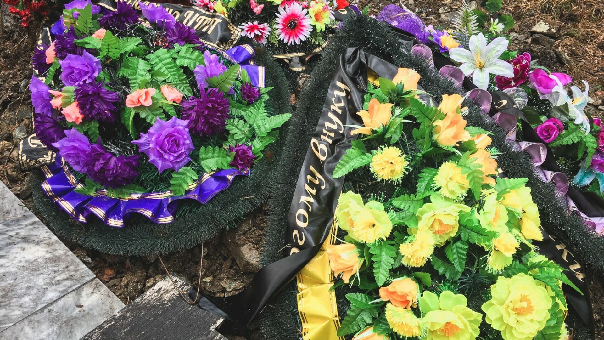 В Екатеринбурге похоронили убитого медбрата из Березовского