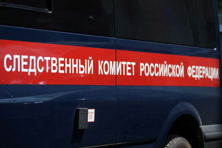 Труп мужчины найден на площади Обороны в Екатеринбурге