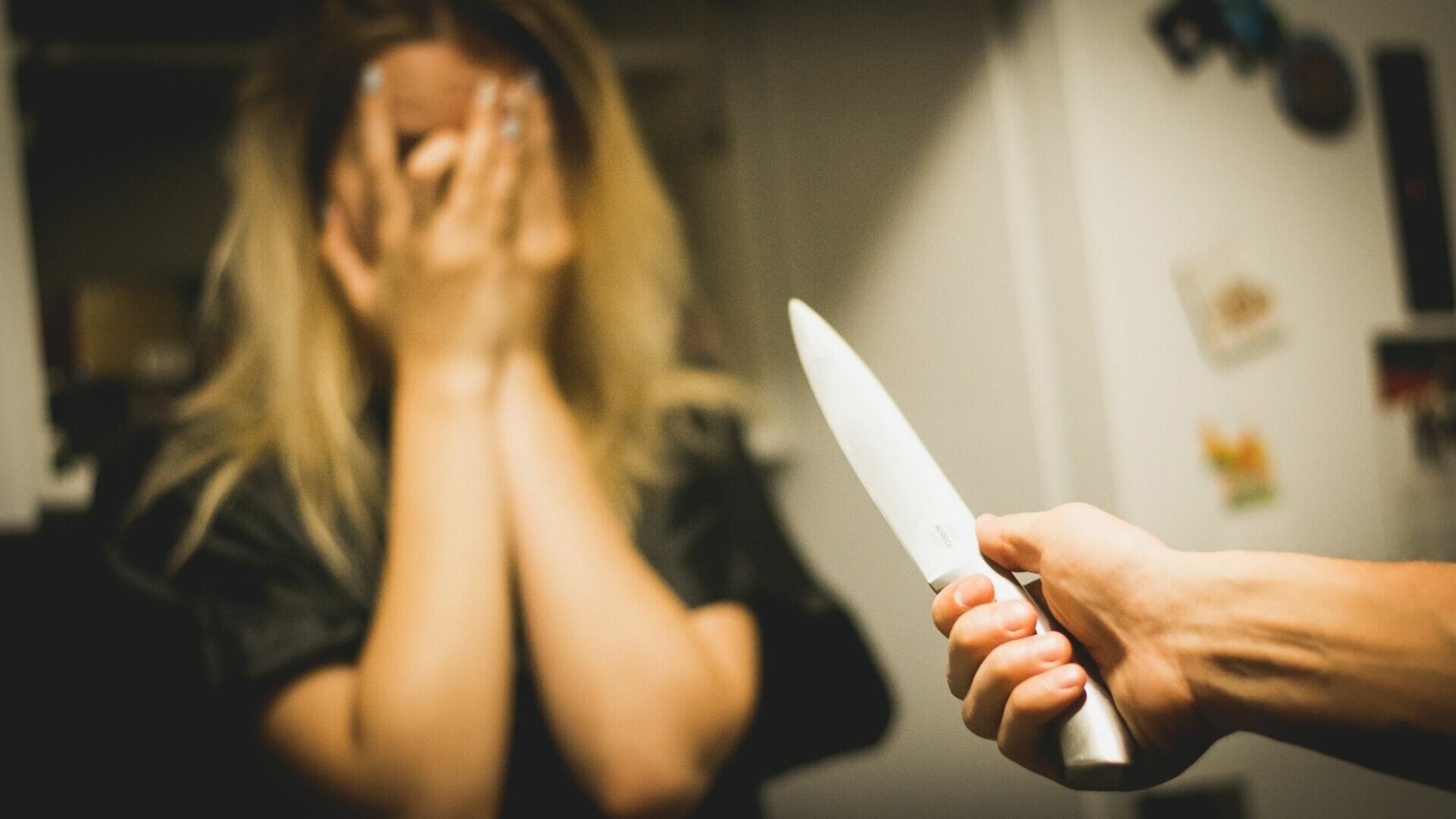 Свердловчанин ударил ножом бывшую жену из-за разногласий в воспитании детей