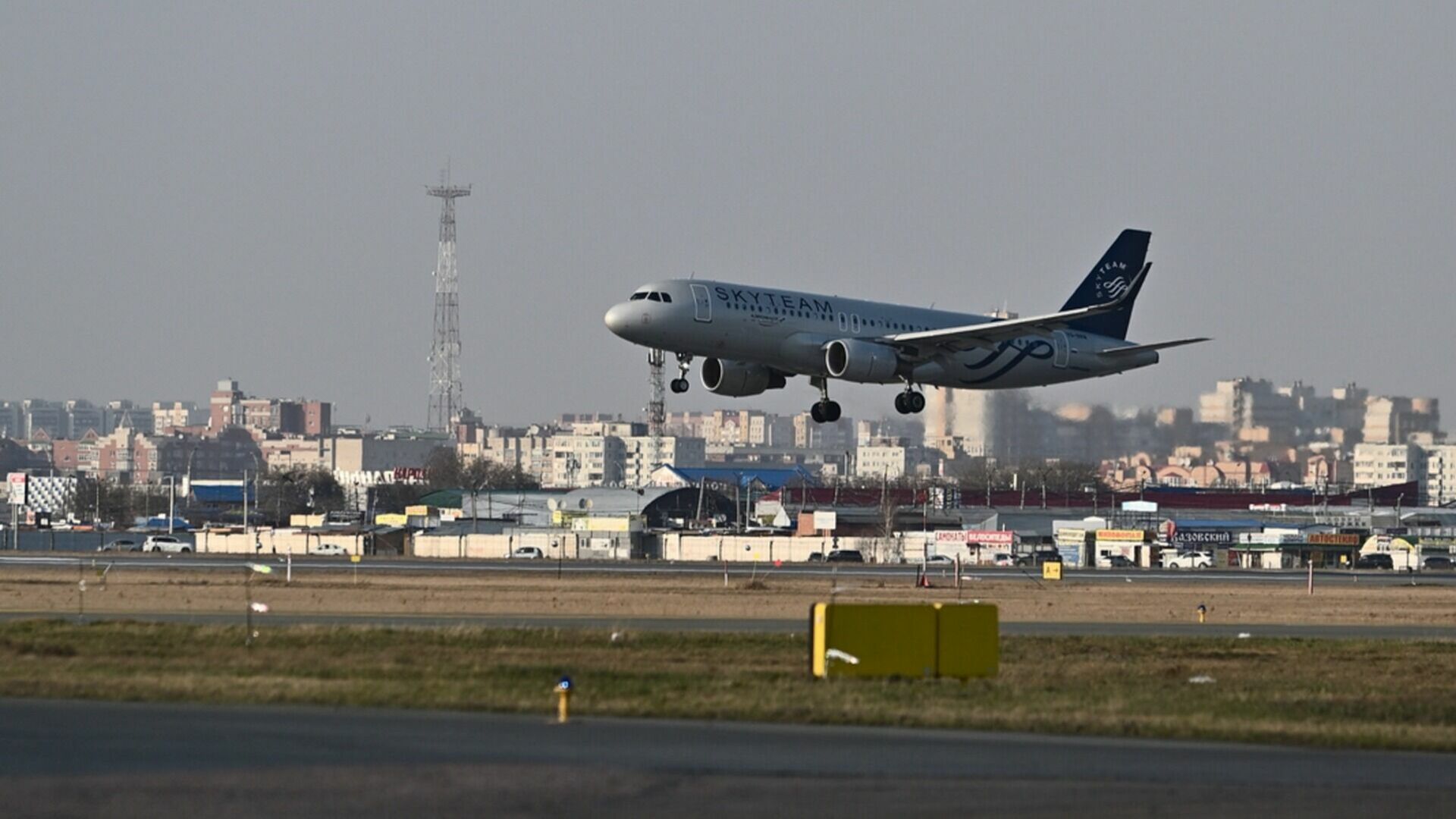 Рейс Нижневартовск — Екатеринбург задержан почти на сутки