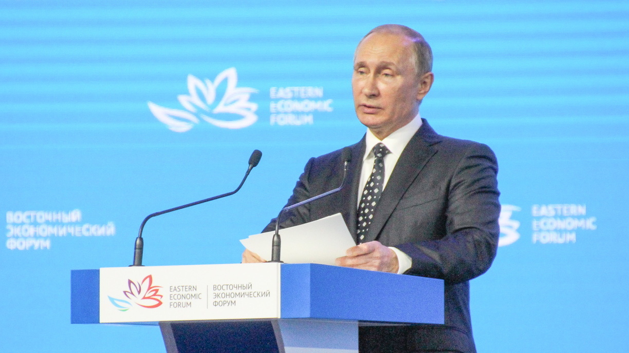 Путин предупредил о возможном обострении ситуации в Донбассе