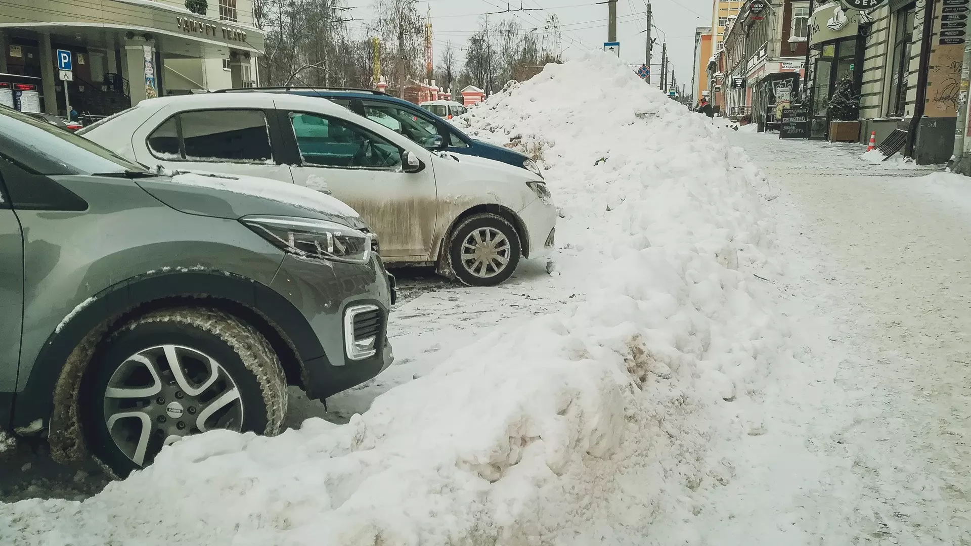 В Екатеринбурге замерзшего в сугробе младенца отключили от ИВЛ