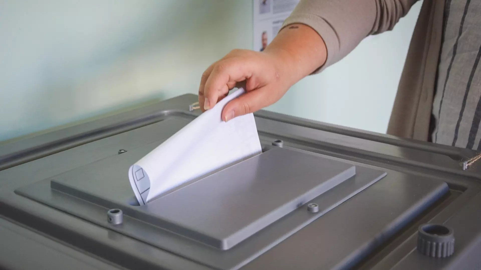 В Свердловской области в голосовании приняли участие более 49% избирателей