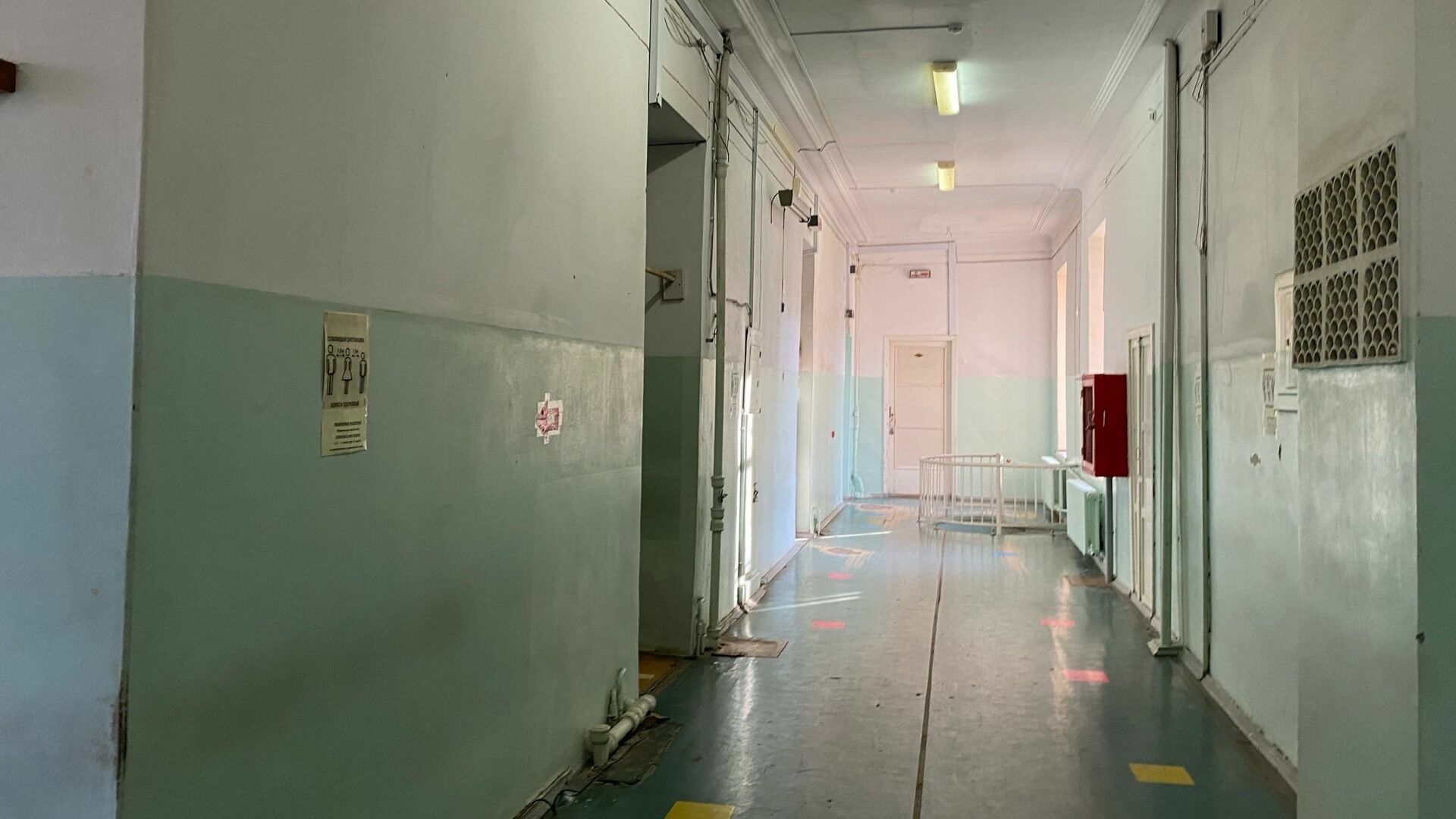 Больницу в Каменске-Уральском ждет проверка после инцидента с ползущим пациентом