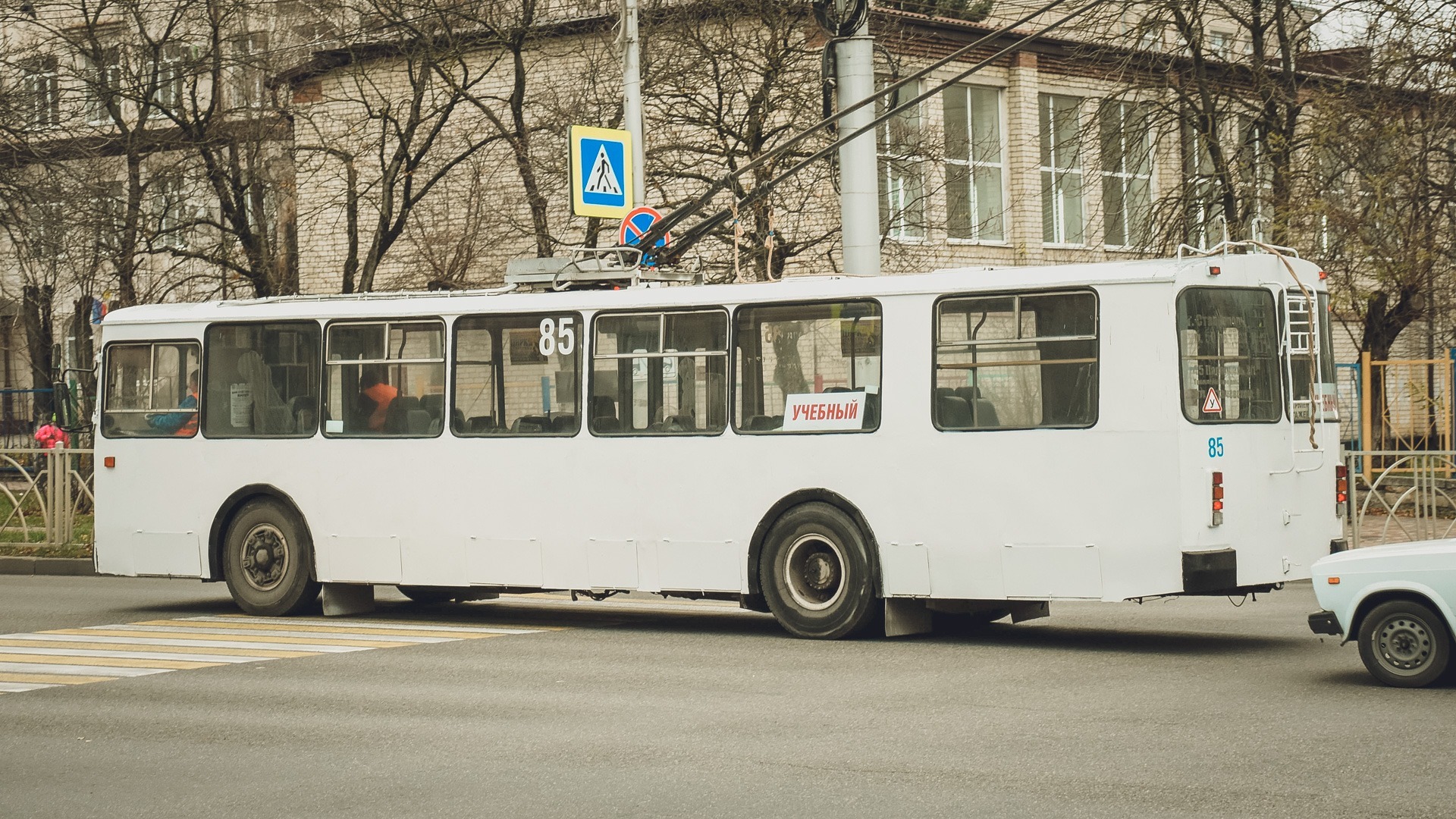 Девочка упала в обморок в одном из троллейбусов Екатеринбурга
