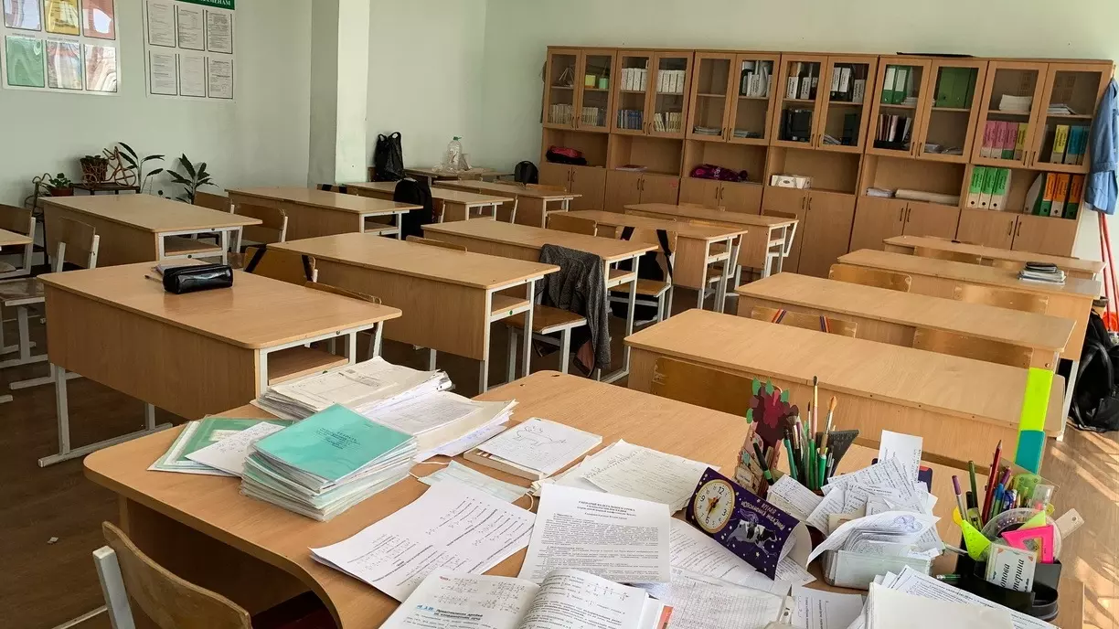 В Екатеринбурге в школе ввели платные занятия по эзотерическому учению