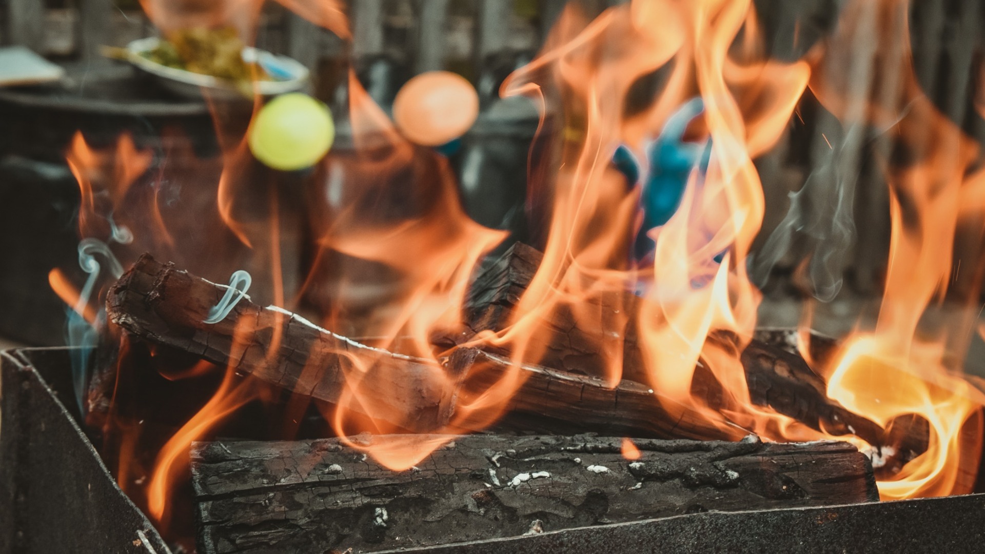 Свердловчане снова жарят шашлыки в период противопожарного режима