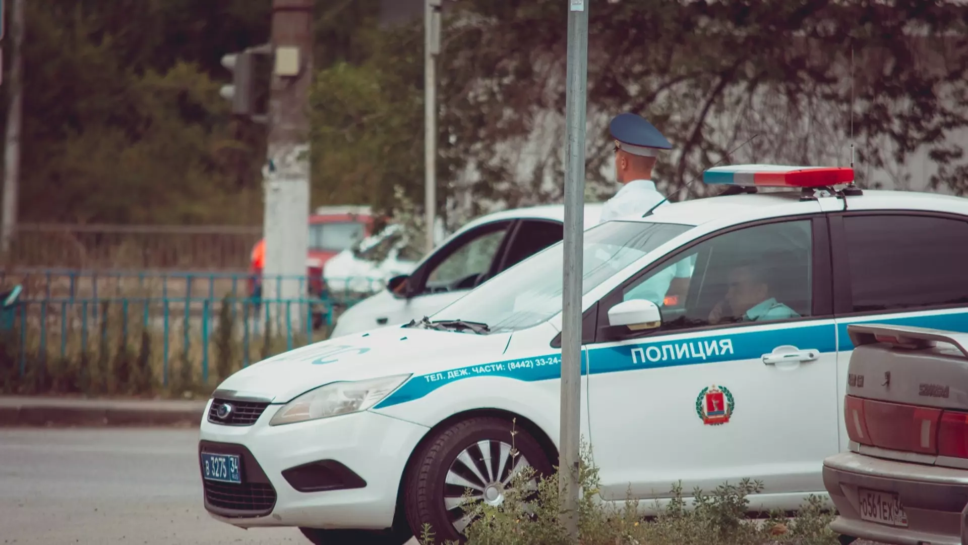 Полицейский в Екатеринбурге ездил на чужом автомобиле