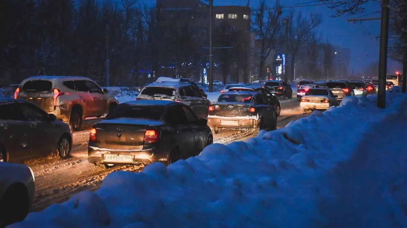 Вице-мэр Екатеринбурга Алексей Бубнов ответил, почему город завален снегом
