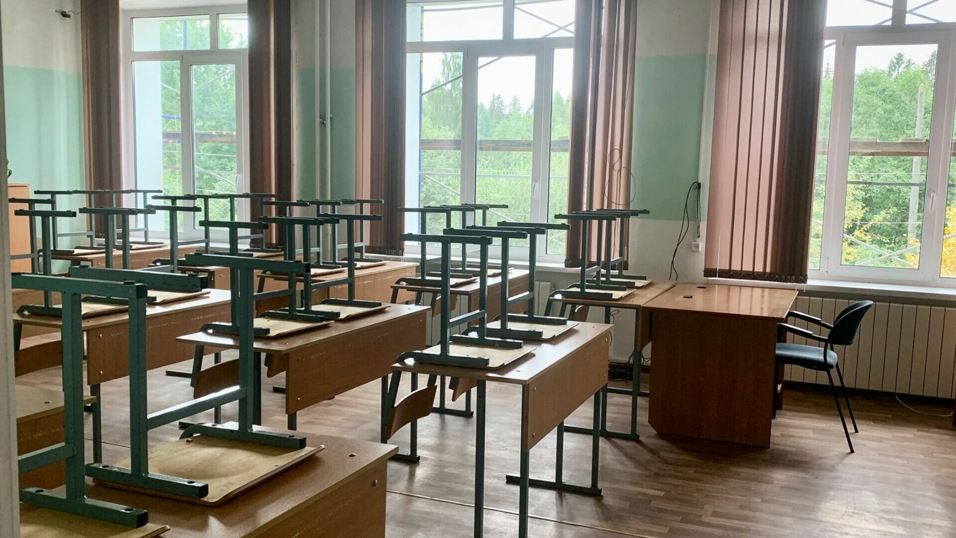 Школьникам под Нижним Тагилом сократили весенние каникулы до трёх дней