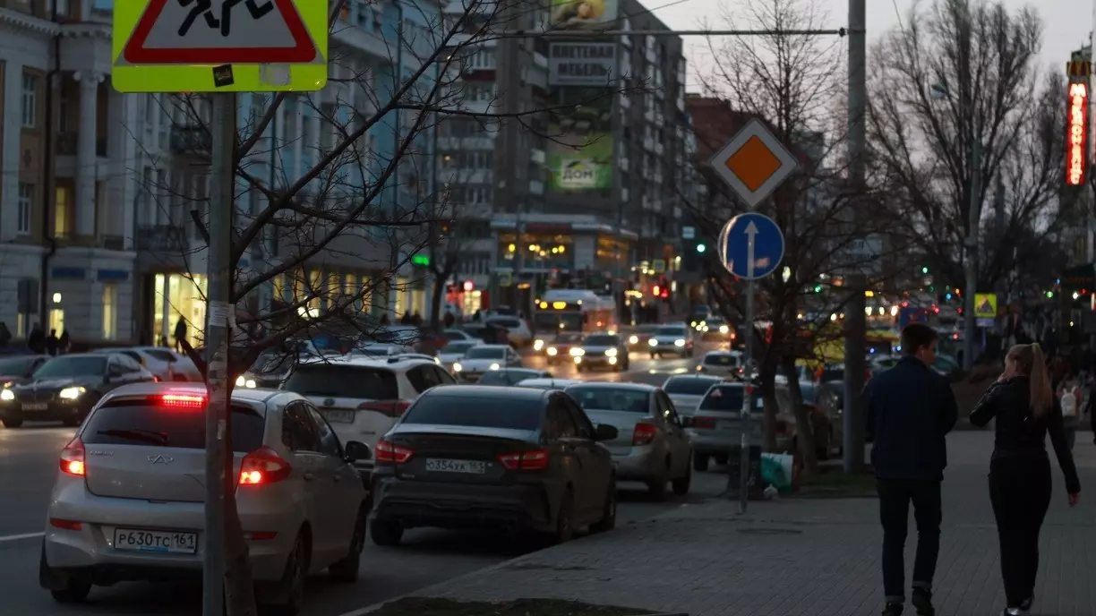 Власти Екатеринбурга предложили новый способ борьбы с пробками