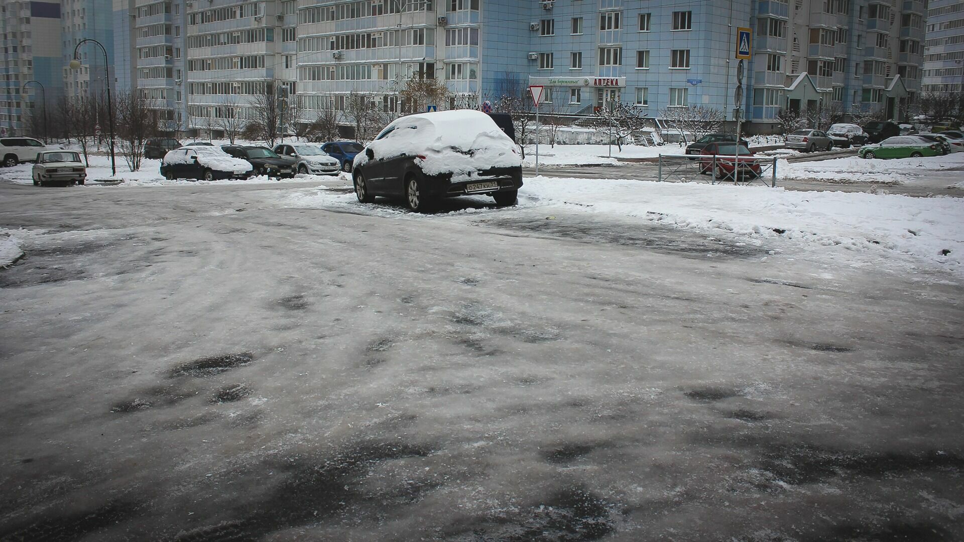 Отказаться от дальних поездок из-за морозов рекомендовано водителям Екатеринбурга