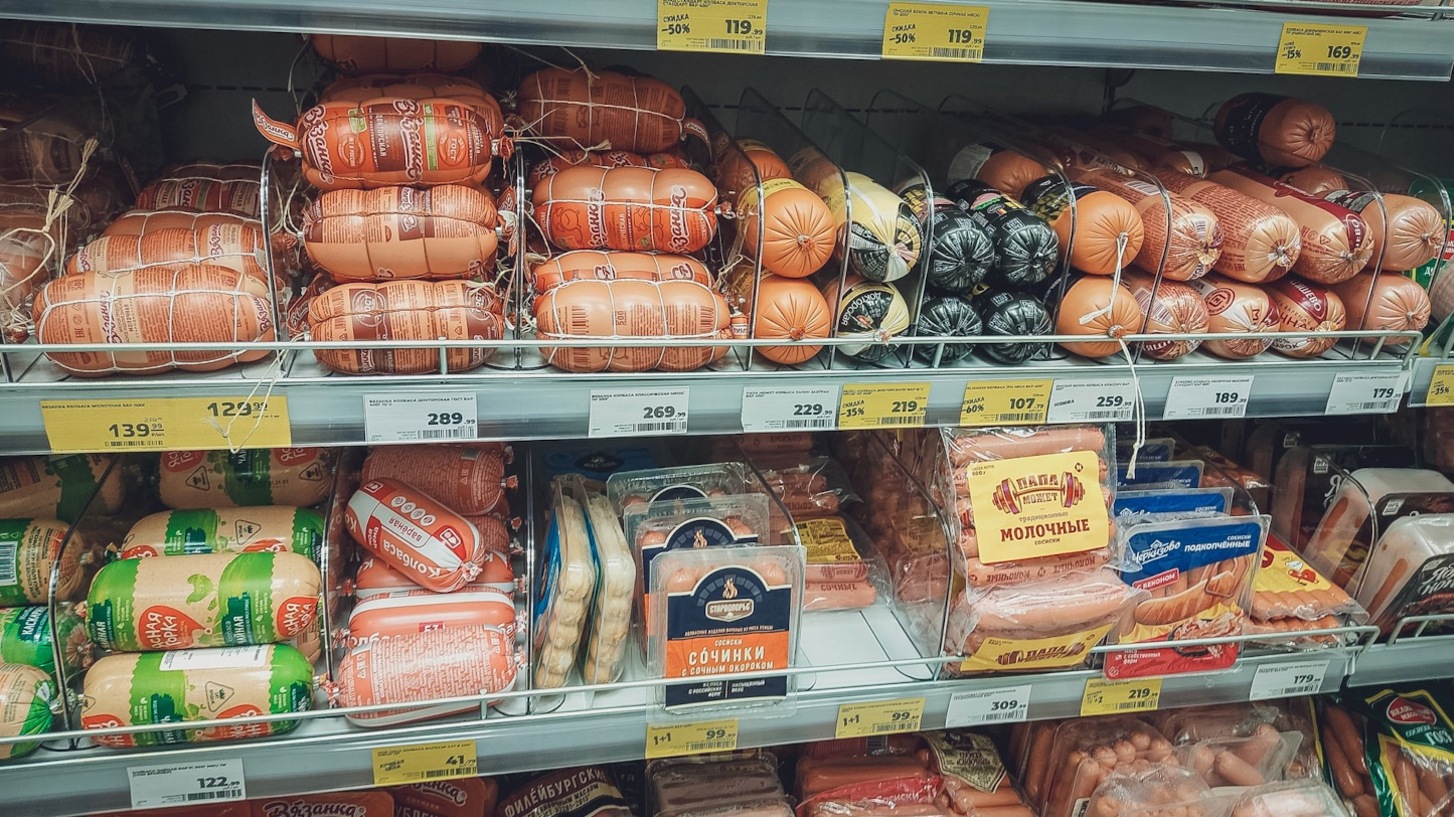 Поддельную колбасу продавали в Свердловской области