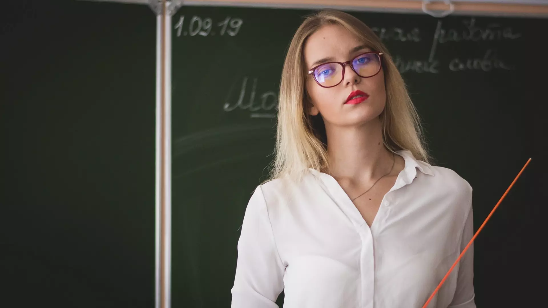 Учителя назвали причины увольнения из школ России