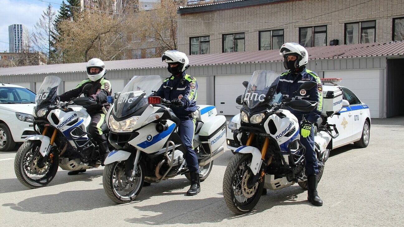 Отряд полицейских на мотоциклах будет следить за свердловскими байкерами