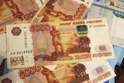 Взяла 30 тысяч, отдаст 108: тагильский ростовщик Макаренко отсудил проценты у клиента