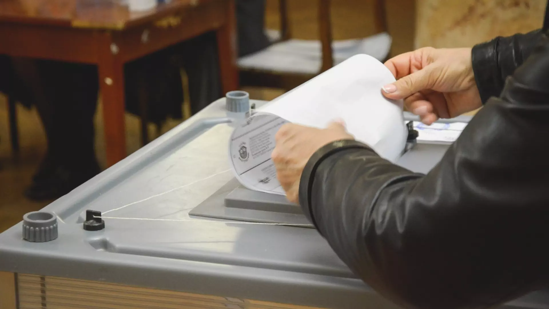 Явка на выборы в гордуму Екатеринбурга в первый день к 15.00 составила менее 5%