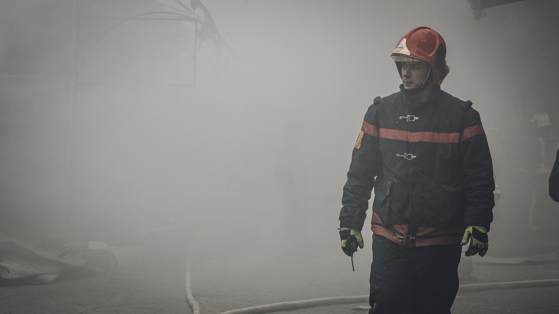 Многодетная семья под Нижним Тагилом осталась без дома из-за пожара