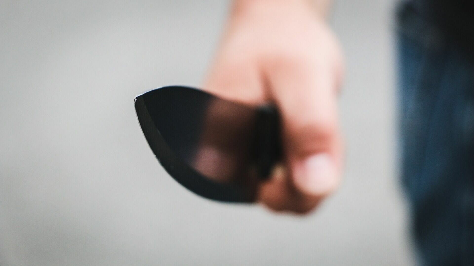 Школьник изрезал ножом одноклассника в Нижневартовске