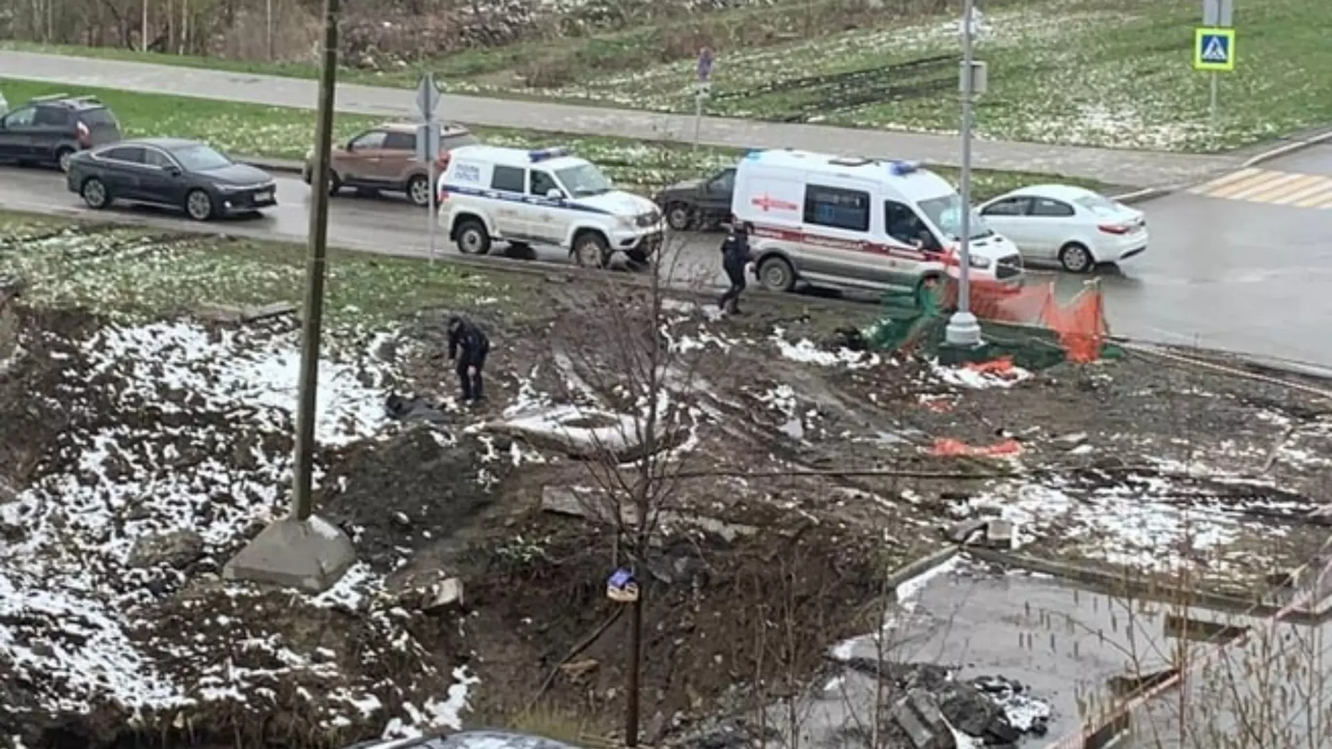 В Екатеринбурге на Широкой речке нашли труп мужчины