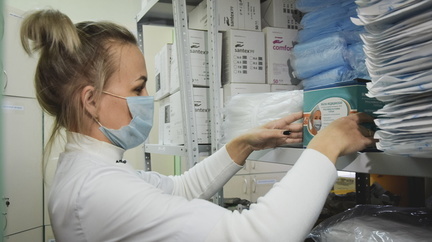 Уральская медсестра выиграла в суде право получать COVID-выплаты на двух работах