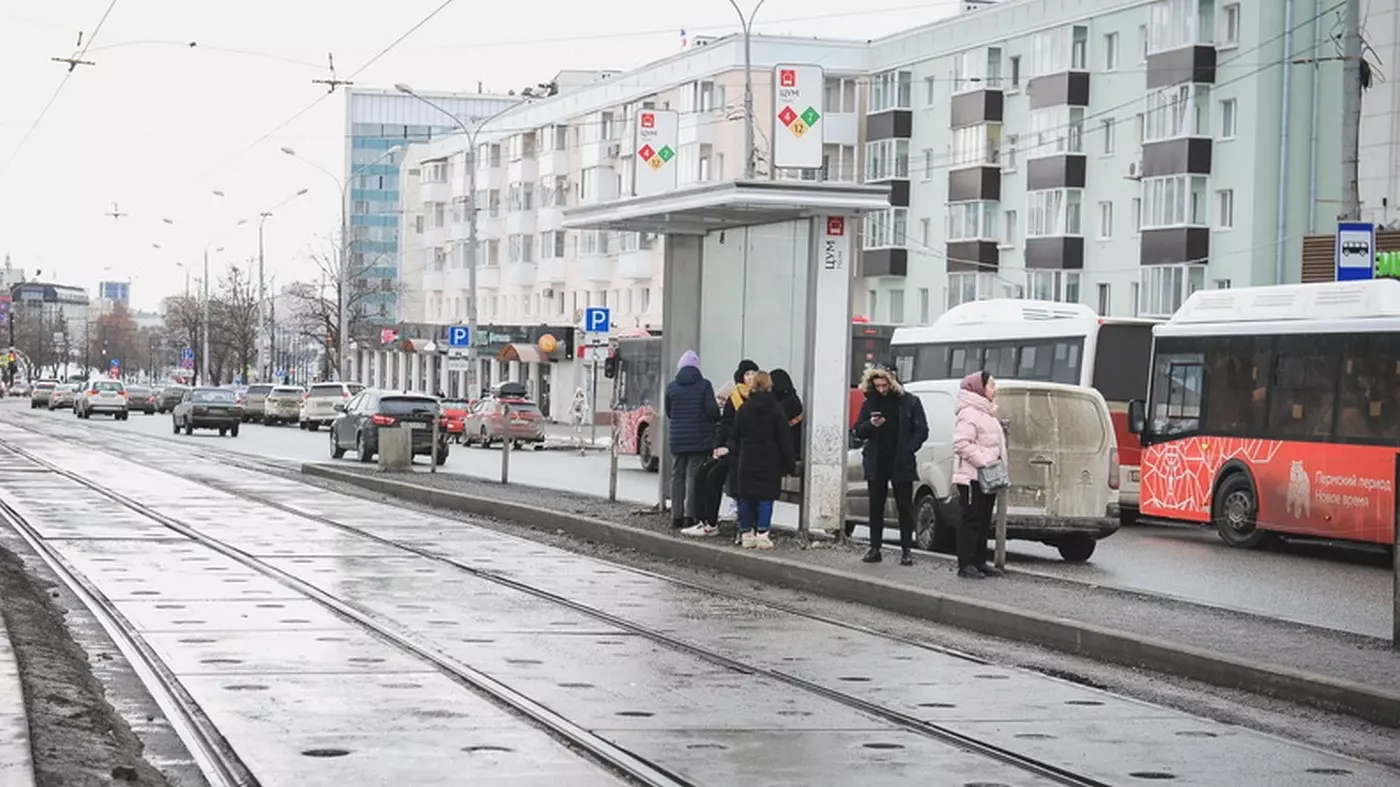 Мэрия Екатеринбурга готовит план по реанимации общественного транспорта