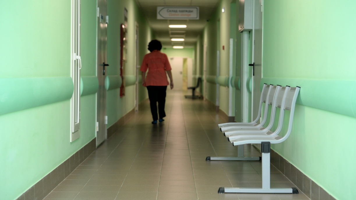 Пациенты сороковой больницы Екатеринбурга пожаловались на большие очереди