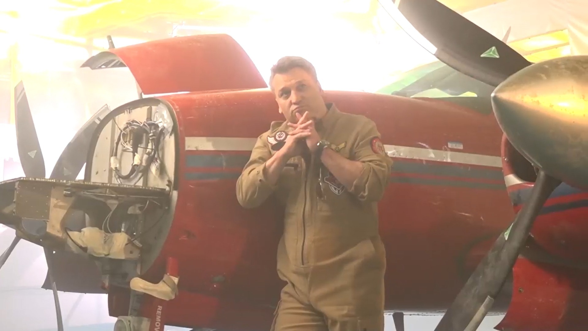 Солист группы «Премьер-министр» снял клип на аэродроме под Нижним Тагилом