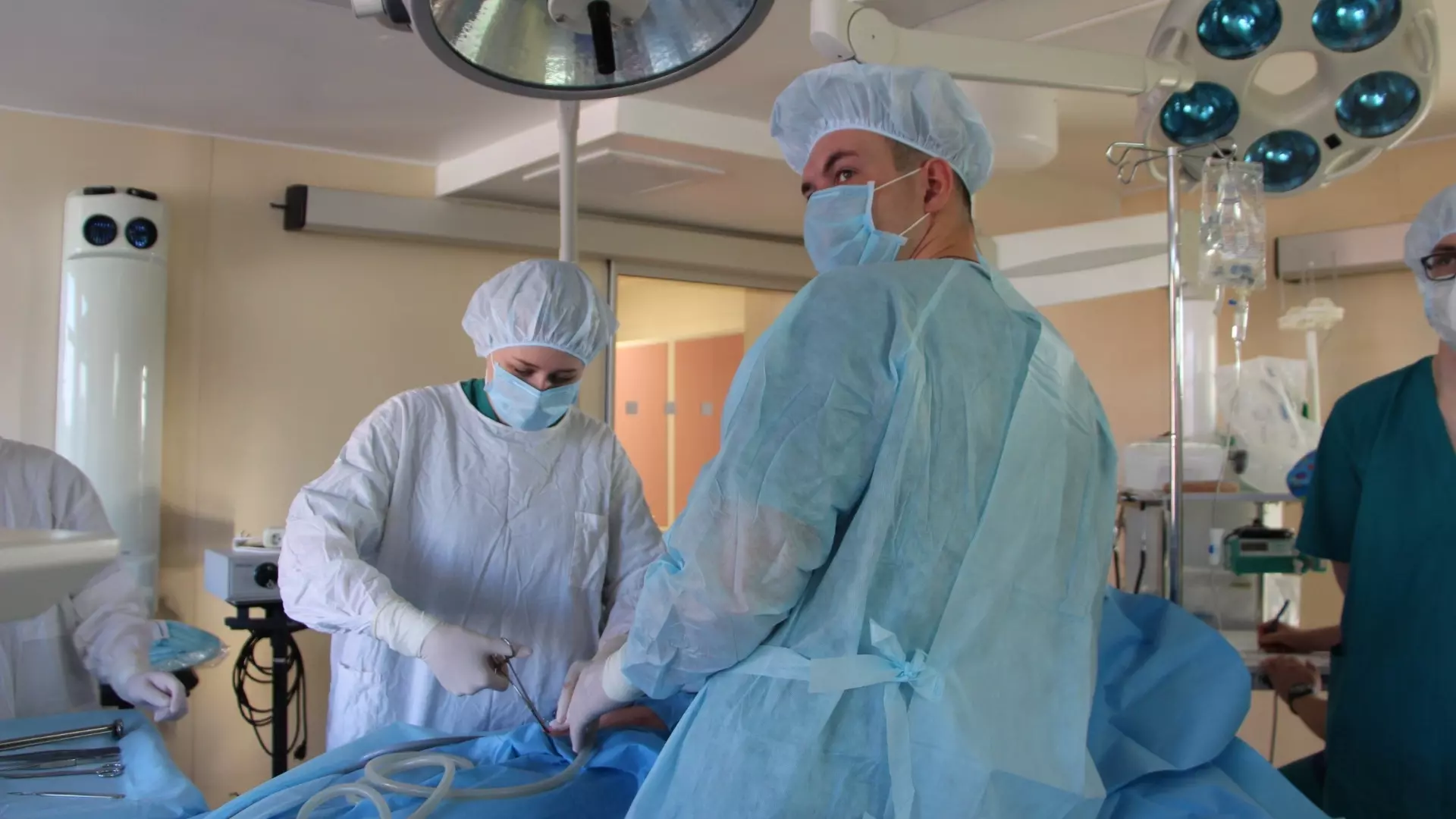 Мальчику с редкой аномалией помогли хирурги-урологи из Екатеринбурга